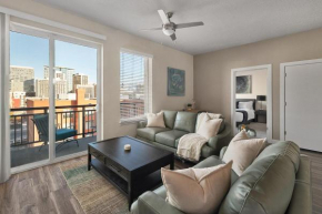 Stylish 2BD 2BA near Convention Centre - Pool, Gym, Htub